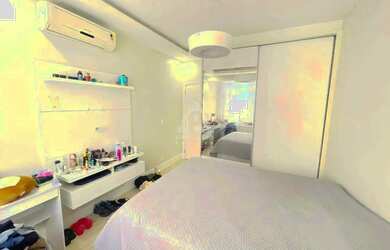 Imagem 13: Reformadíssimo três quartos com suíte, closet e dependência. Reformado no Coração de Copac