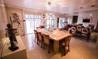 Imagem 2: Casa 5 dormitórios, 5 suíte, 7 banheiros, 4 vagas no Bairro Jardim Carvalho