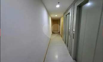 Imagem 7: Imóvel para venda possui 65 metros quadrados com 2 quartos em Santa Rosa - Niterói - RJ