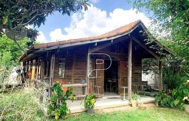 Imagem: Charme e aconchego em casa térrea de madeira