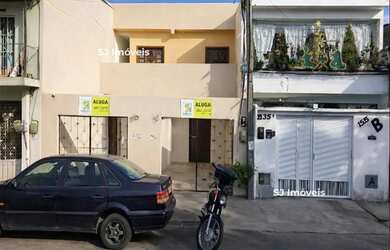 Imagem: Casa com suíte, quintal e vaga no Henrique