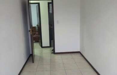 Imagem 2: Sala comercial Galpão / depósito com aluguel por R$650 /mês