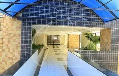 Imagem 3: Ótima localização, 03 quartos (Sendo 02 suítes com armários e 01 dormitório), varanda na s