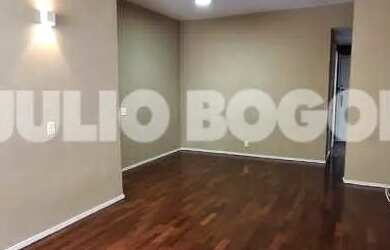 Imagem 5: Apto amplo no Flamengo,com 105 m,3 quartos(1 suíte),sala ampla em 2 ambientes,cozinha plan