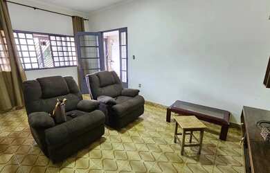 Imagem 3: Sobrado para aluguel com 200 metros quadrados com 4 quartos em Setor São José - Goiânia