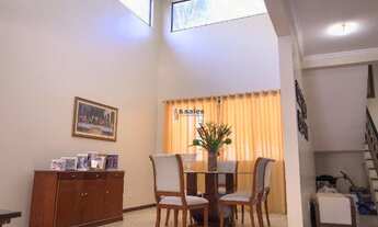 Imagem 2: Sobrado na Rua 12 em Vicente Pires - 5 Suítes - Piscina