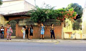 Imagem 2: Casa comercial de 570m² na Av. Henrique Moscoso no Centro de Vila Velha