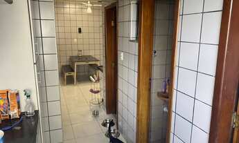 Imagem 5: Apartamento para aluguel e venda possui 170 metros quadrados com 3 quartos