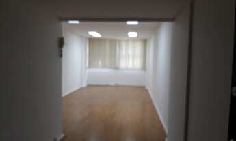 Imagem 3: GRUPO COMERCIAL CENTRO ALUGUEL / 38 M2 / PONTO PRIVILEGIADO (METRÔ, VLT, COMÉRCIO) ) / SEG