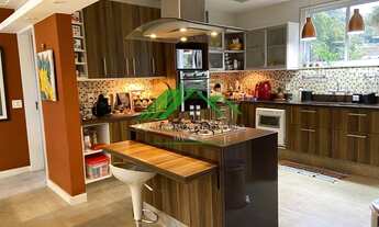 Imagem 4: VENDO LINDA CASA NO CENTRO COM 4 QUARTOS PISCINA