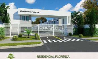 Imagem 2: Sobrado para Venda em Curitiba, Uberaba, 3 dormitórios, 1 suíte, 2 banheiros, 1 vaga