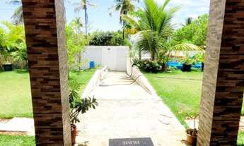 Imagem 3: Casa de condomínio para venda possui 352 metros quadrados com 4 quartos