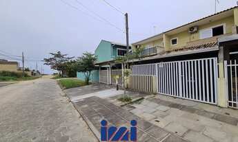 Imagem: Sobrado na praia pertinho do mar balneário