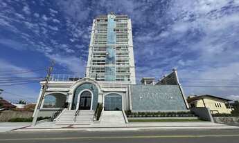 Imagem 2: JD504 - Apartamento Estilo Neoclássico, Frente Mar no Centro de Navegantes/SC