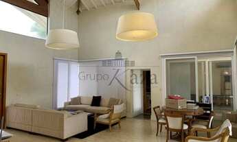 Imagem 2: Casa Térrea - Condomínio Chácara Serimbura - 3 sUÍTES - 400 m2