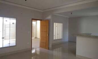 Imagem 3: Casa para venda possui 174 metros quadrados com 3 quartos em Centro - Poá - SP