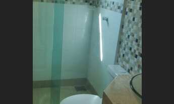 Imagem 5: Sobrado à venda, 04 Qtos sendo 01 com varanda, cozinha ampla, garagem, blindex, escriturad