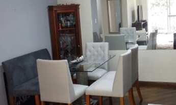 Imagem 5: Apartamento com dois dormitórios no Alto da Lapa em praça arborizada