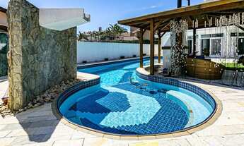 Imagem 2: Oportunidade com 1.258m de terreno e 700m de área construída a poucos metros do mar