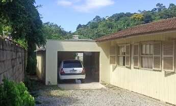 Imagem 5: CASA COM AMPLO TERRENO PRÓXIMO A ZM!!!