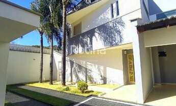 Imagem 2: Casa à venda, 7 quartos, 5 suítes, 11 vagas, Presidente Roosevelt - Uberlândia/MG