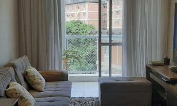 Imagem 2: Vendo apartamento em Icaraí, varanda, 3 quartos e 2 vagas, próximo à rua Miguel de Frias