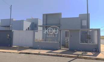 Imagem: Casa para aluguel, 2 quartos, 1 suíte