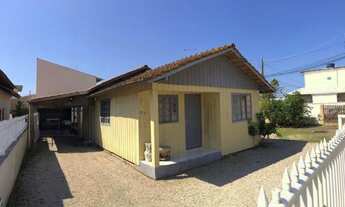 Imagem: Linda Casa em Tijucas SC