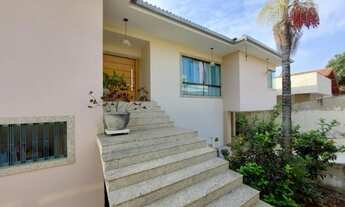 Imagem 3: Duplex de alto padrão, com 4 quartos e ótima localização em Maria das Graças