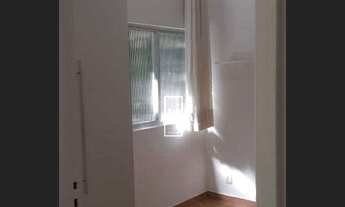 Imagem 4: Copacabana 2 quartos dependências 2.500,00