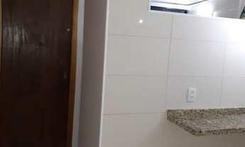 Imagem 3: Apartamento para venda tem 40 metros quadrados com 2 dormitórios reformado com garagem cob