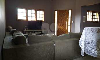 Imagem 6: Sobrado com 298 m², localizado no bairro Campos Elíseos em Taubaté