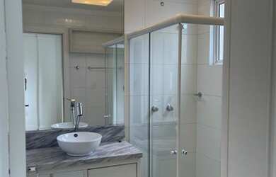 Imagem 8: Há 200 metros do mar!! Linda vista! Em Meia Praia - Itapema - SC