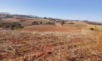 Imagem: Fazenda/sítios/chácaras com 3 dormitórios