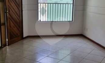 Imagem 2: Casa Térrea à Venda de 03 Dormitórios em Itupeva - SP