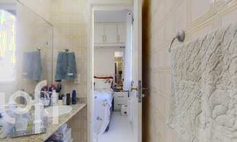 Imagem 2: Apartamento para venda possui 70 metros quadrados com 2 quartos em Botafogo - Rio de Janei