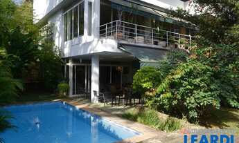 Imagem: CASA ASSOBRADADA - JARDIM GUEDALA - SP