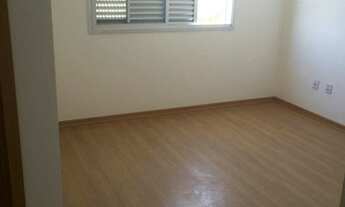 Imagem 3: Apartamento em prédio individual com elevador, gás, com 3 qtos - Bairro Europa - Contagem