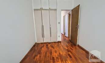 Imagem 6: Apartamento à Venda - Sagrada Família, 2 Quartos, 56 m²