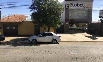 Imagem 4: Casa para venda tem 238 metros quadrados com 3 quartos em Setor Aeroporto - Goiânia - GO