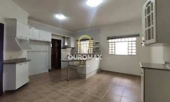 Imagem 6: Casa com 3 dormitórios, 240 m² - venda por R$ 750.000,00 ou aluguel por R$ 4.000,00/mês