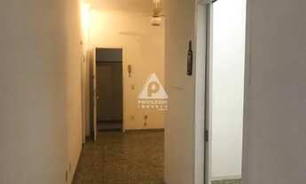 Imagem 2: Ipanema - Quarto e sala com 50m2 ao lado do metrô