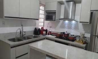 Imagem 1: Orla Boca do Rio 3/4 1º andar escada Garagem Reformado Só a Dinheiro