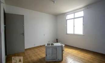 Imagem 6: Apartamento para Aluguel - Olaria, 2 Quartos, 48 m2