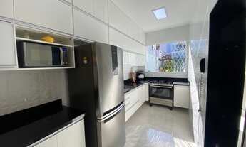 Imagem 4: Casa para venda possui 273 metros quadrados com 3 quartos em Grajaú - Rio de Janeiro - RJ