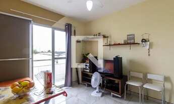 Imagem 3: Apartamento para Aluguel - Vila Tupi, 2 Quartos, 50 m2