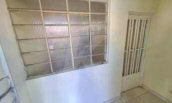 Imagem 6: Casa com 1 dormitório, sala, cozinha, banheiro e área de serviço