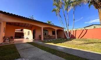 Imagem: Casa nova na praia com 3 quartos, edícula