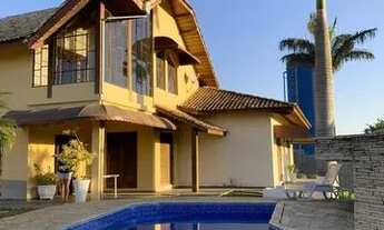 Imagem: Lindo sobrado com mais de 270 m² de construção