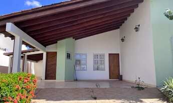 Imagem 2: Casa para aluguel com 300 metros quadrados com 5 quartos em Jardim das Américas - Cuiabá